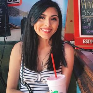 Meet your Posher, Denise